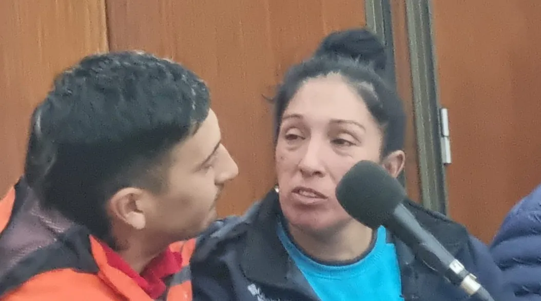beso en tribunales 2
