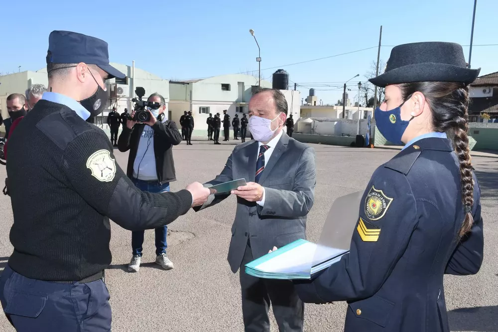 411252_resize-of-gus_3540 (2)