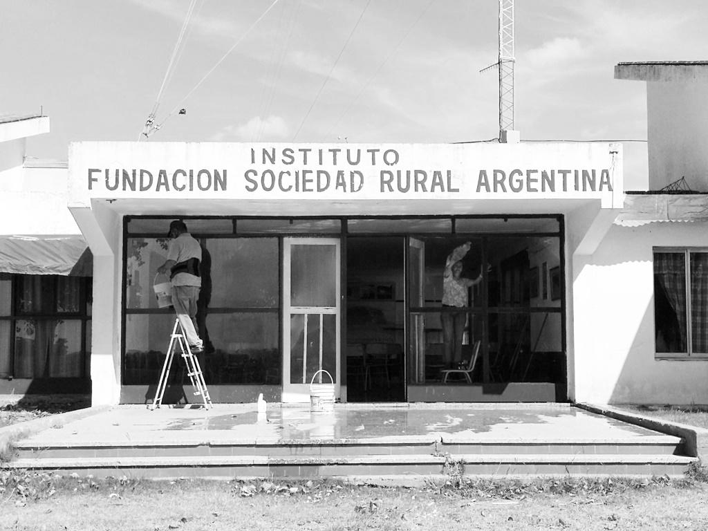 colegio agropecuario blanco y negro