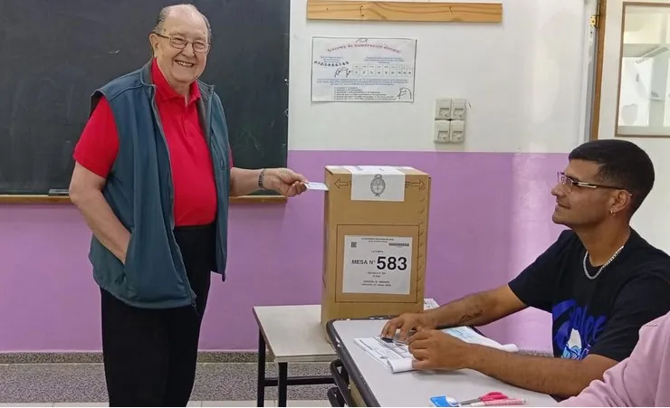 VOTO VERNA Y CRITICO
