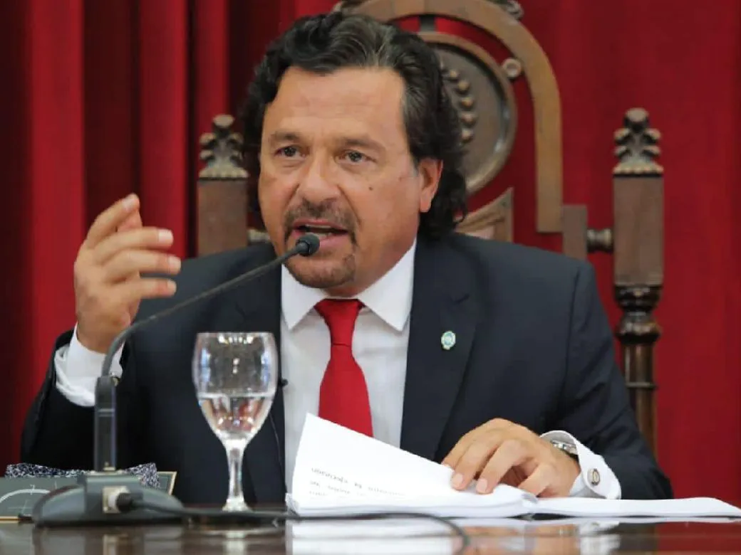 gustavo-saenz-20230510-1565332