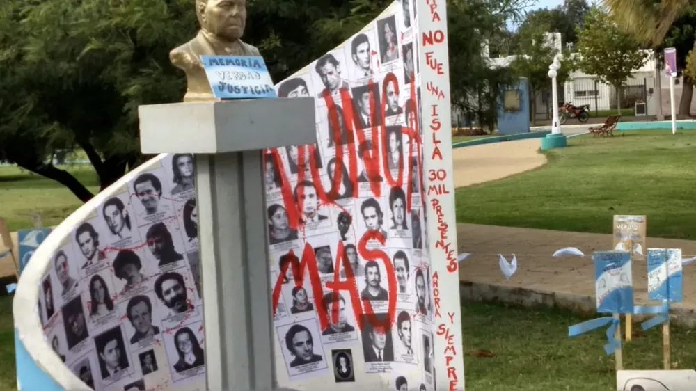 BUSTO IRIGOYEN COLOR