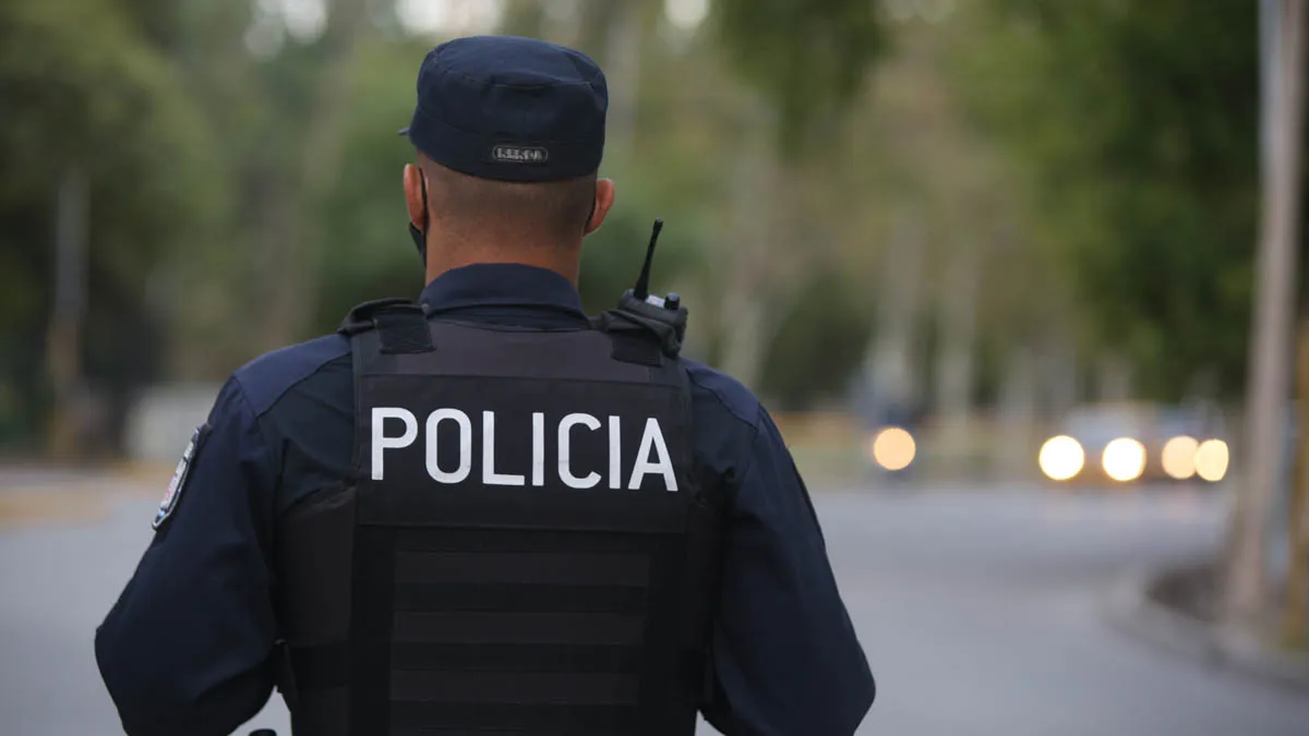 policia-movil-robo-6jpg