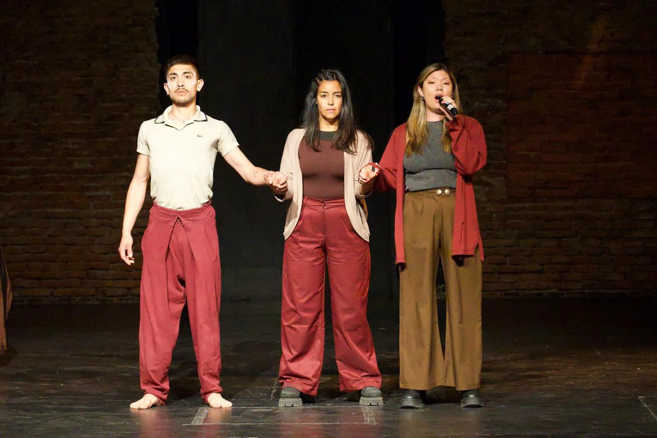 TEATRO LAPICES 1