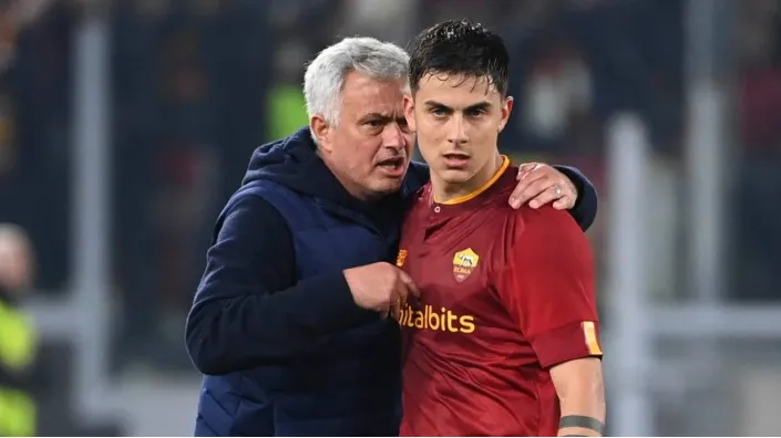 paulo dybala y mourinho