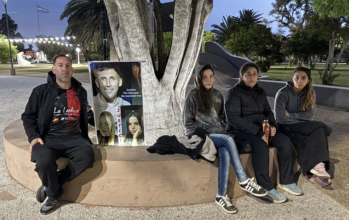 JORGE CORREAS MATI LULI MARTI PLAZA (FILEminimizer)