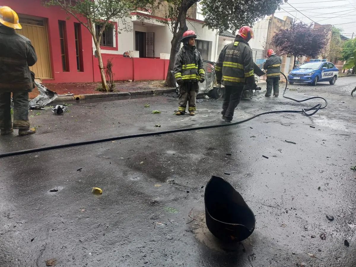 auto explotado1