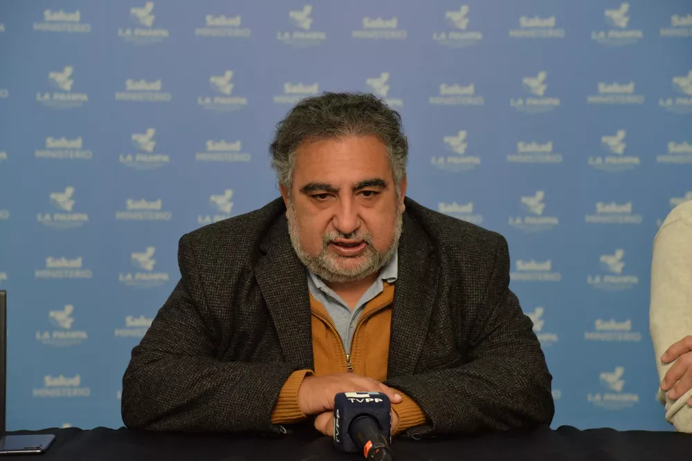 GUSTAVO VERA