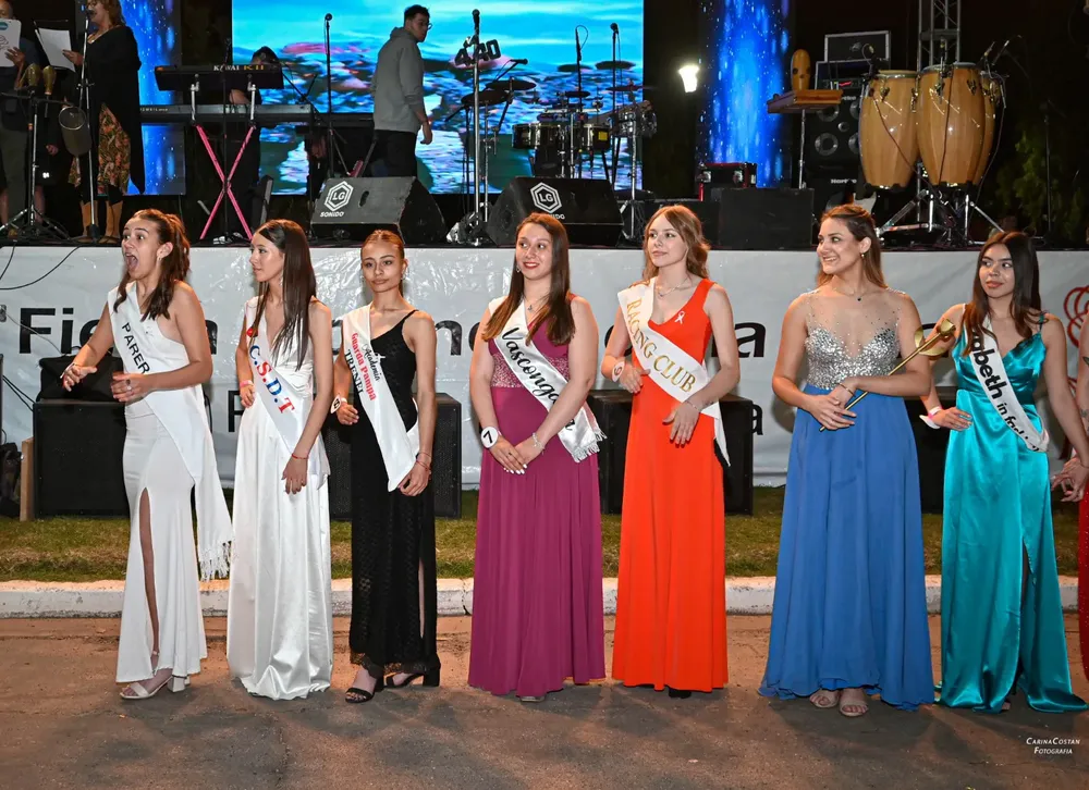 4d568356-3e37-426c-9192-de248c6e3a7d