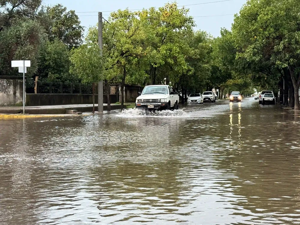 lluvia mullally y sarmiento 2 C