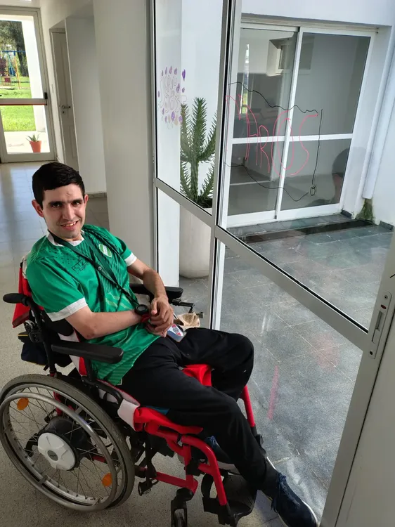 895c6a88-1d31-4683-a859-ee8ff5b91778