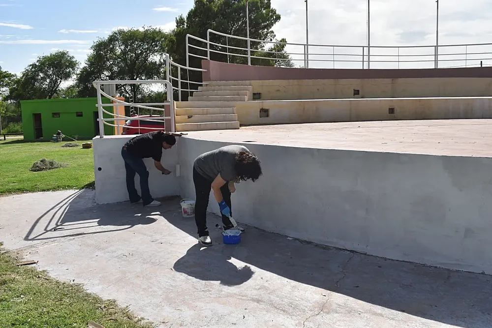 415744029_751357473705193_6488769017004193387_n