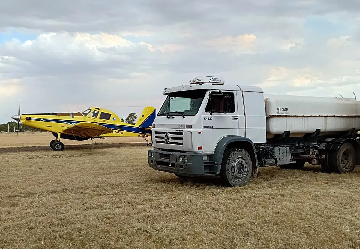 avion hidrante jacinto arauz 4