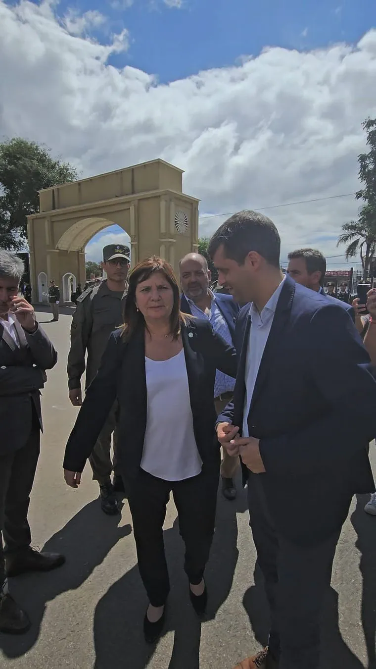 Bullrich en Colonia Caroya