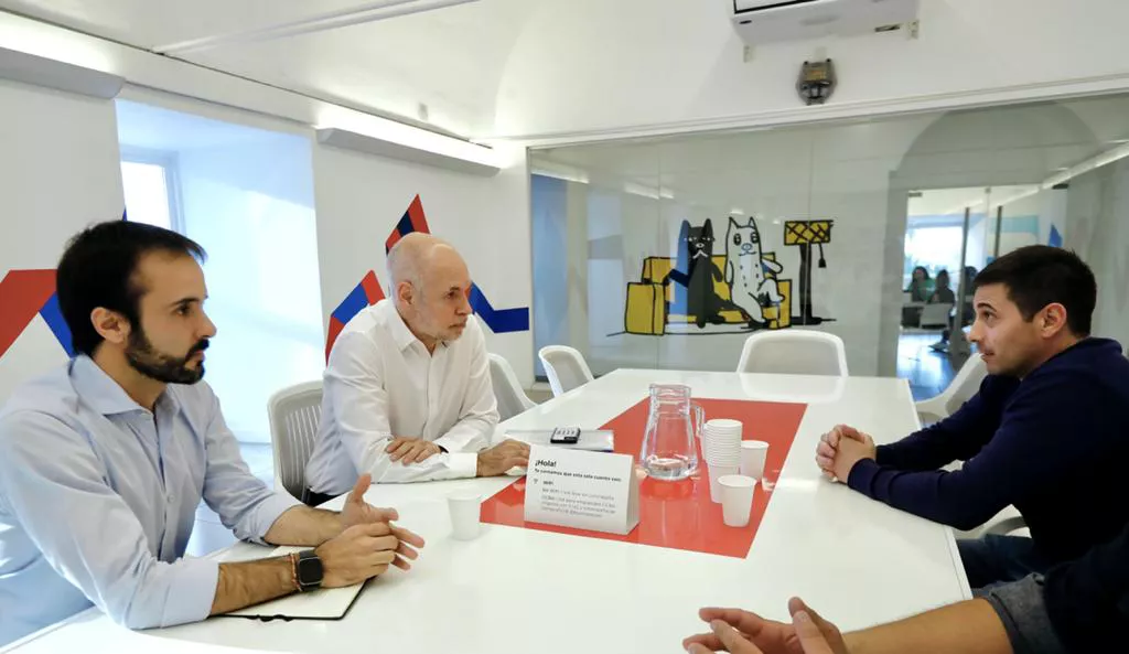 Viano con Larreta