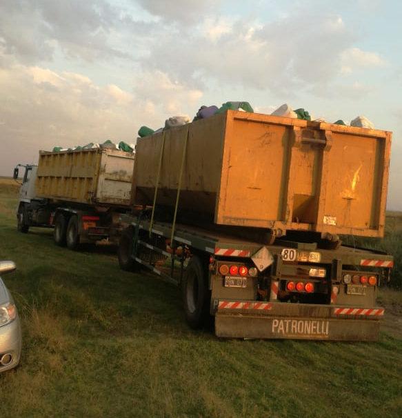 traslado de bidones de fitosanitarios