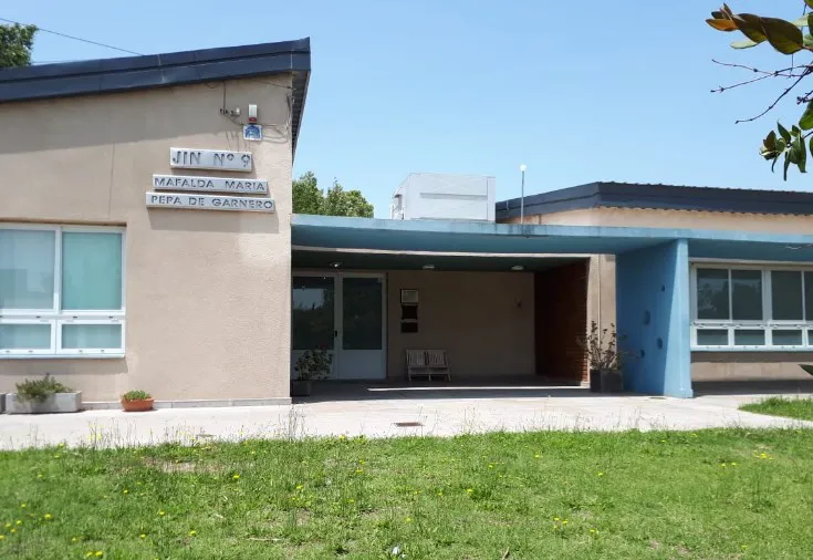 multimedia.normal.9f91594a8616a745.amluIG7CuiA5X25vcm1hbC53ZWJw