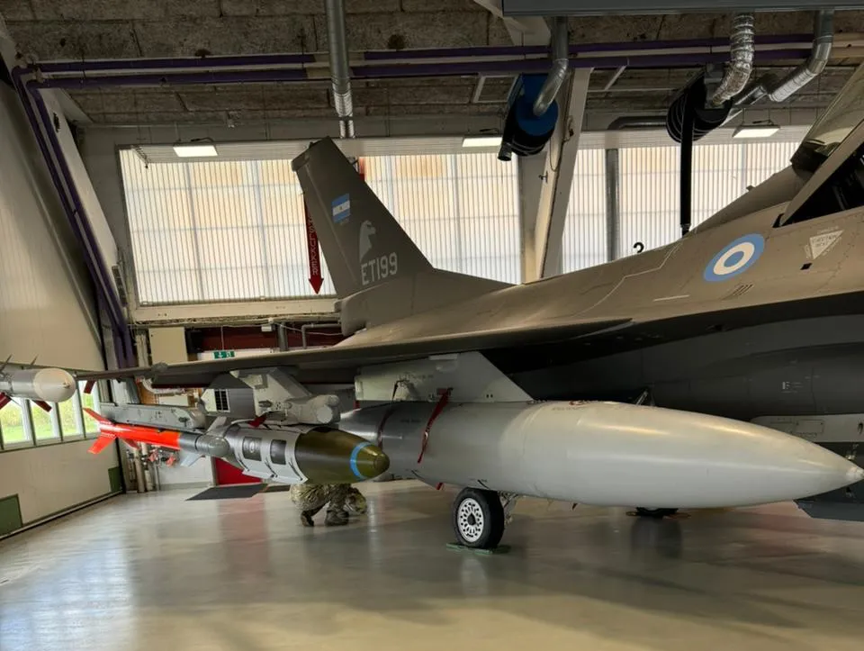 f323f00a-d541-40e3-8241-4035b72a80d5