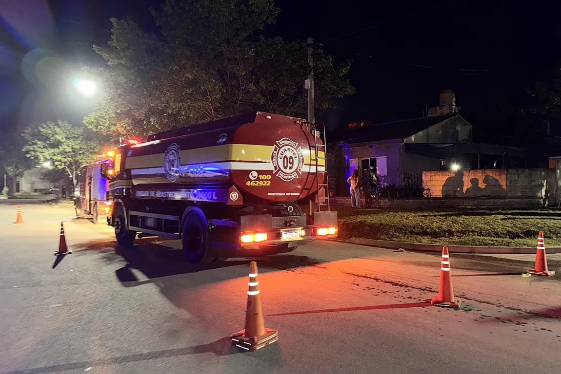 incendio vivienda rivadavia delucchi 5 FILE