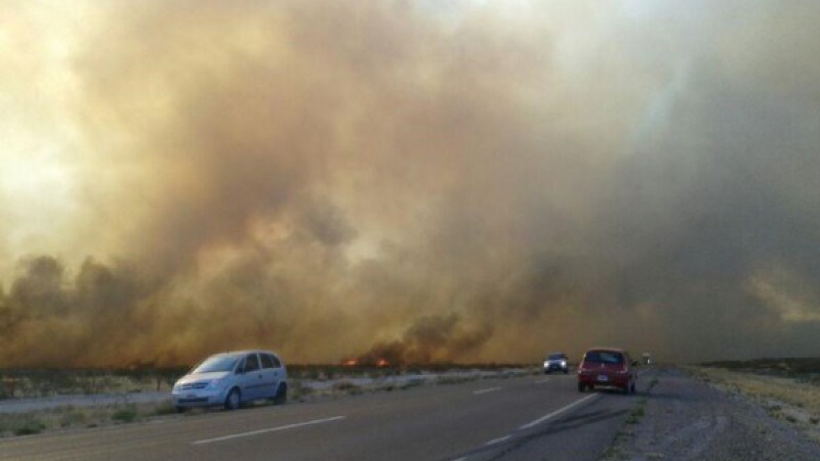 Humo en la ruta