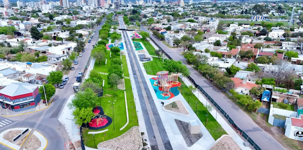 PARQUE LINEAL A