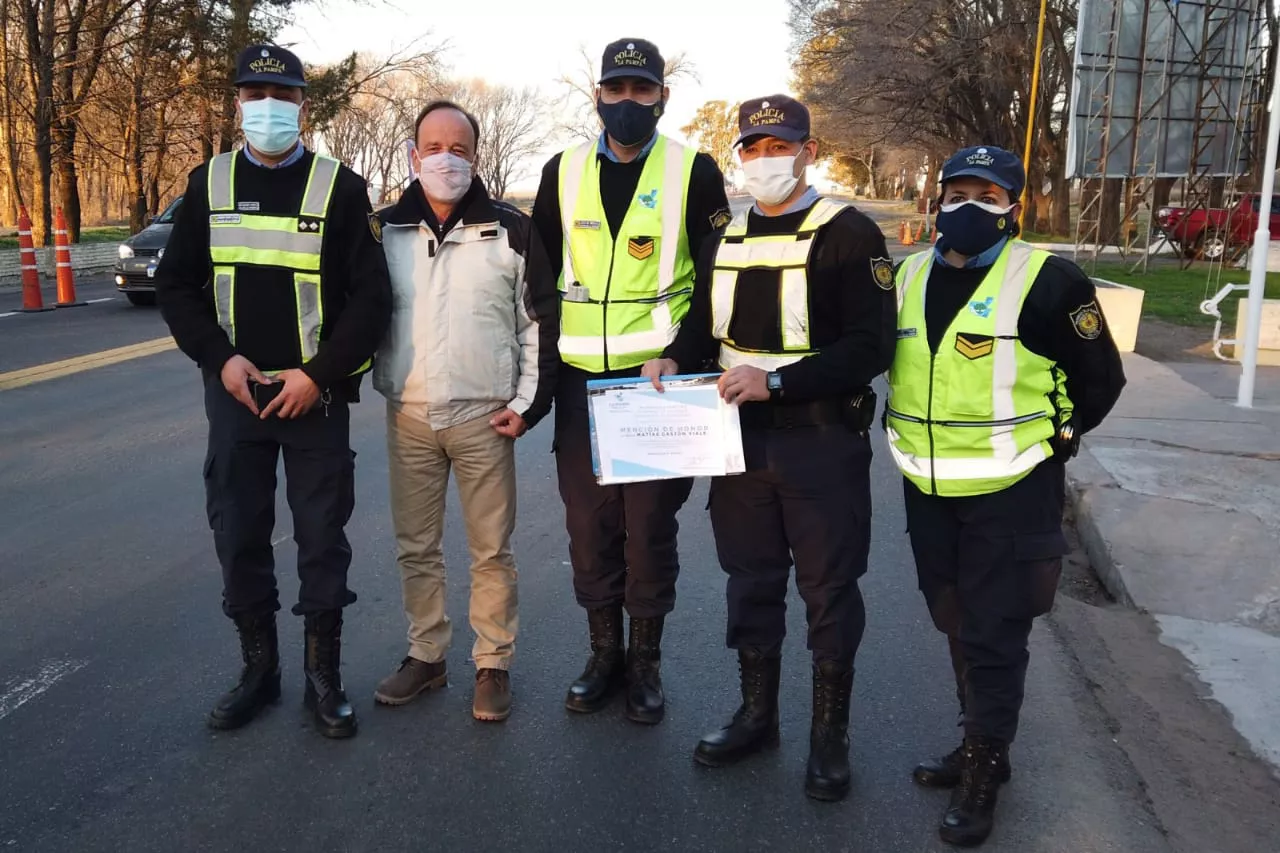 Mención de honor policia Catriló