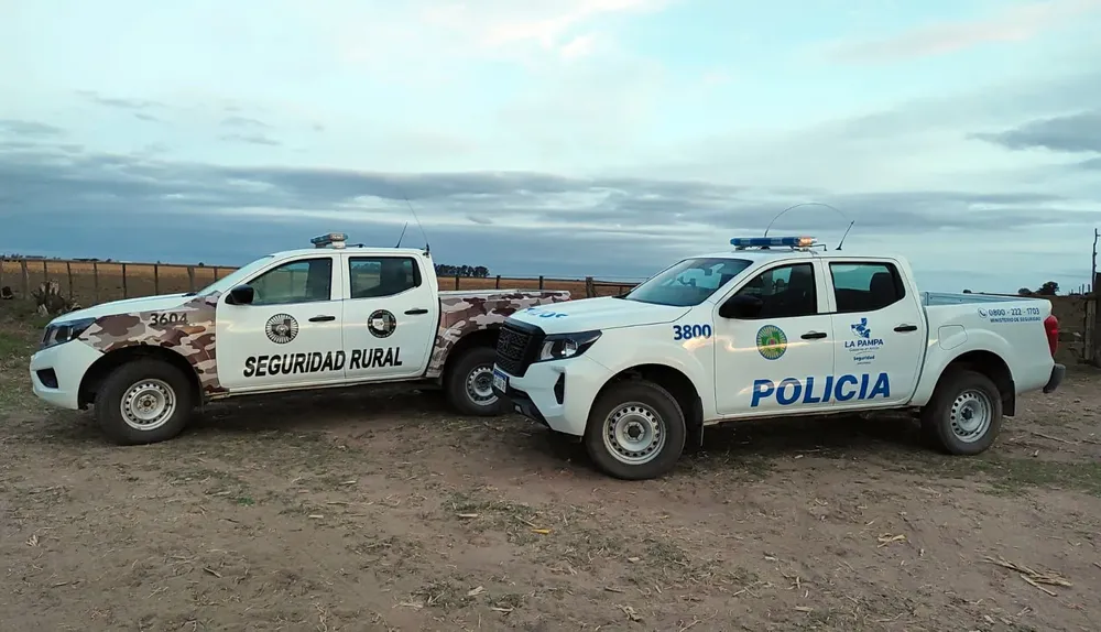 patrulla rural campo policia