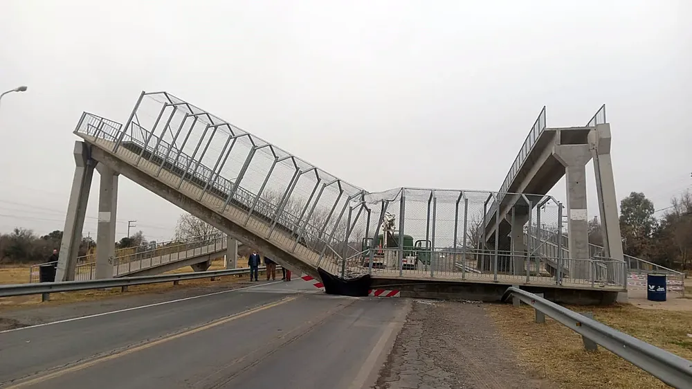 puente peatonal 2