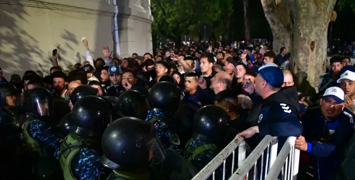 Gimnasia Boca policia