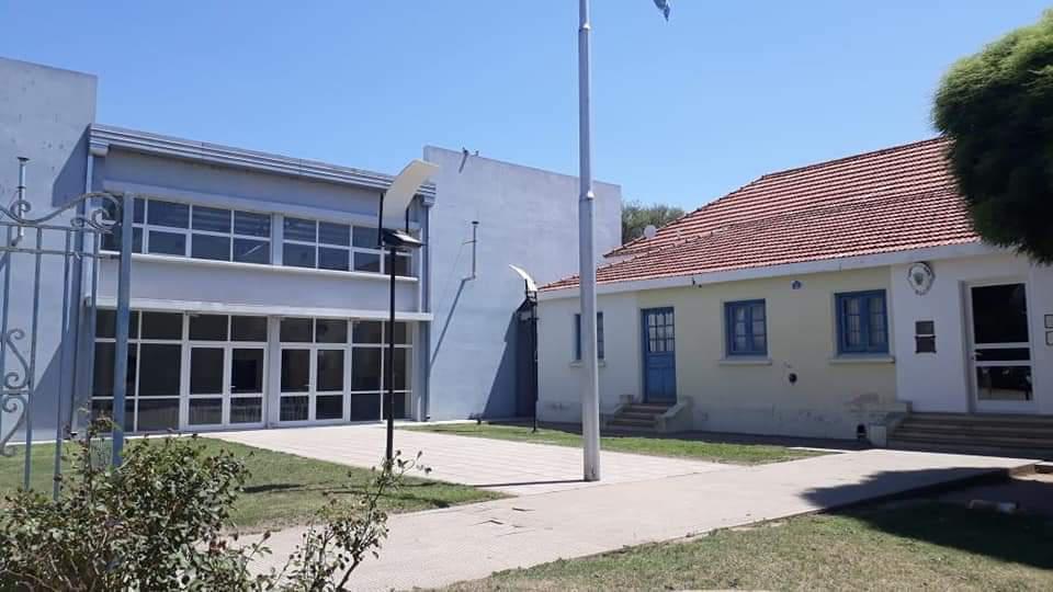 Escuela N° 42 de Quetrequén