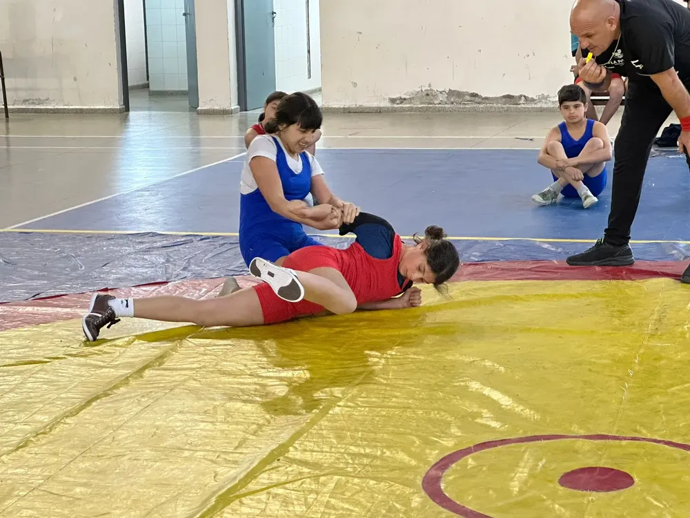 2b93f2fd-cee6-4023-a75b-4ebed56e4d14