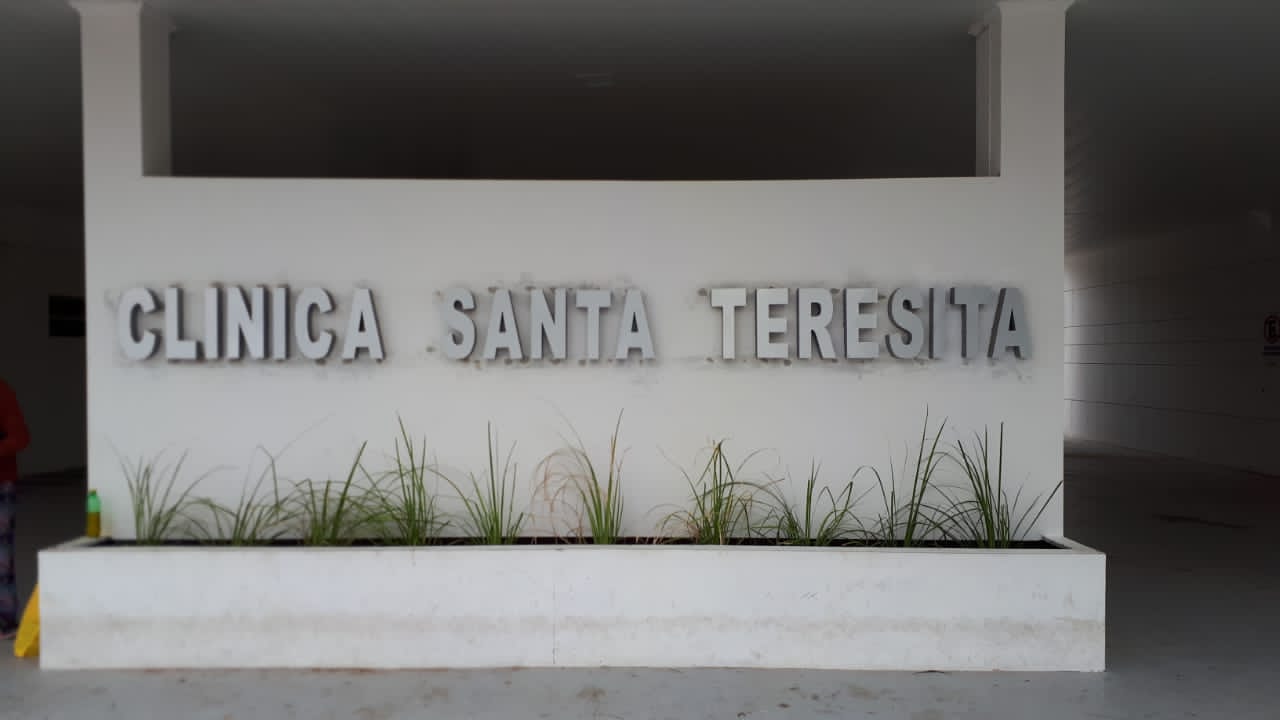 CLINICA SANTA TERESITA