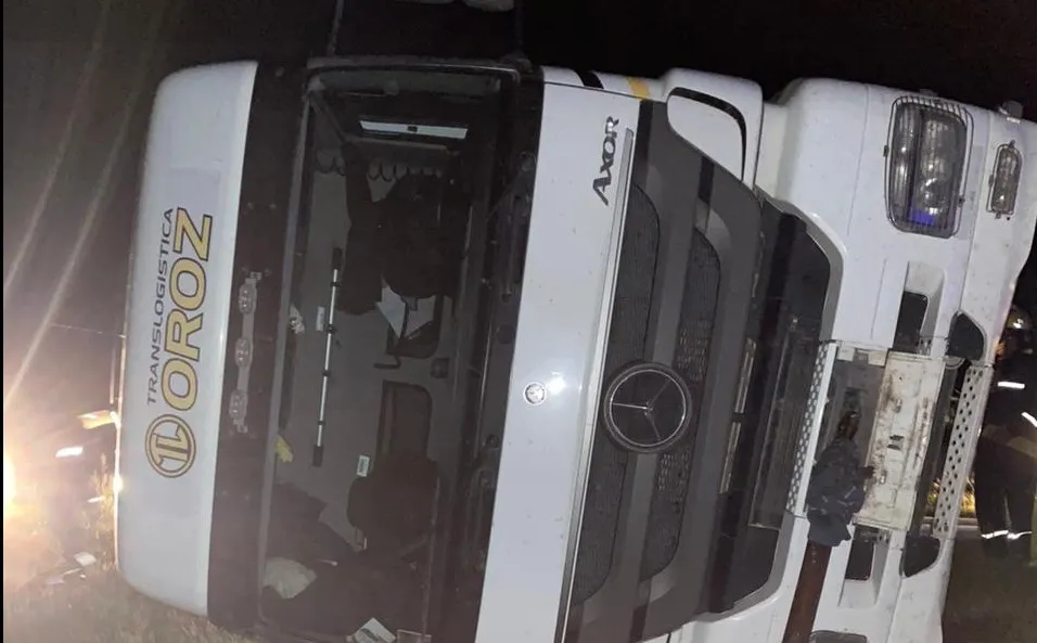 camión volcado 2.png