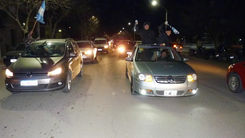 caravana argentina campeon 8 (FILEminimizer)