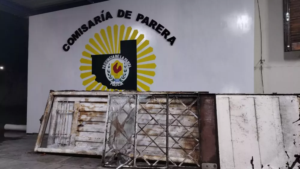 aa a puertas Parera