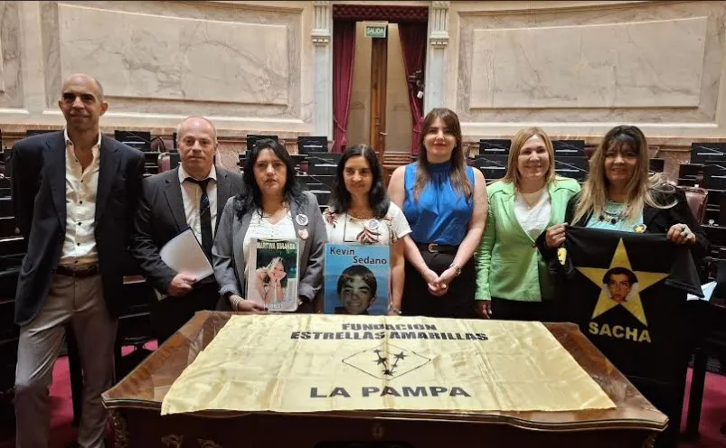 Huala Estrellas amarillas