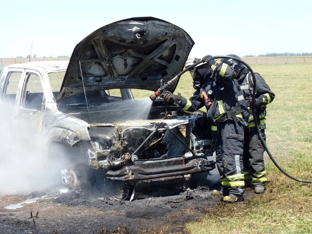 incnedio camioneta gabert 8 (FILEminimizer)