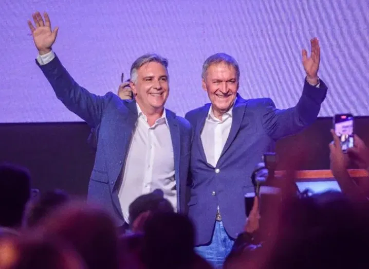 LLARYORA Y SCHIARETTI