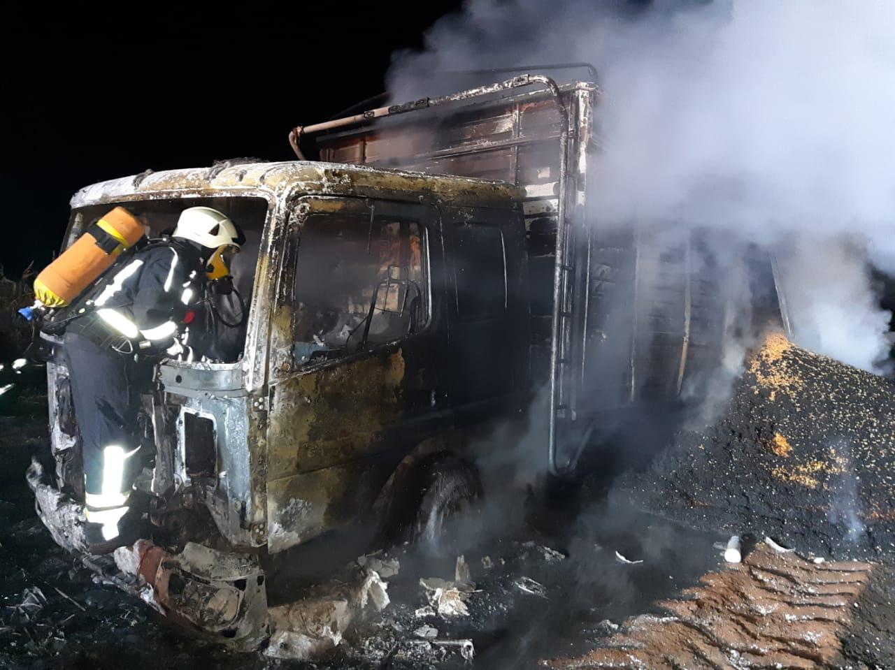 camión incendiado la cautiva