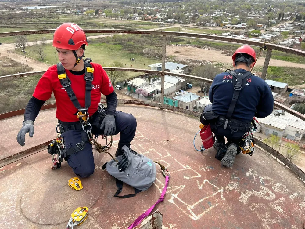 Bomberos de policia 3