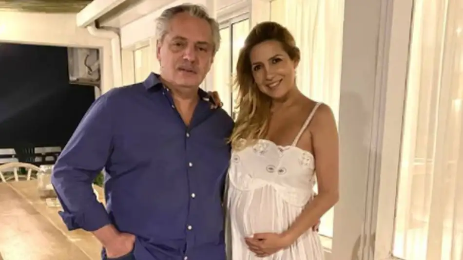 FABIOLA EMBARAZADA
