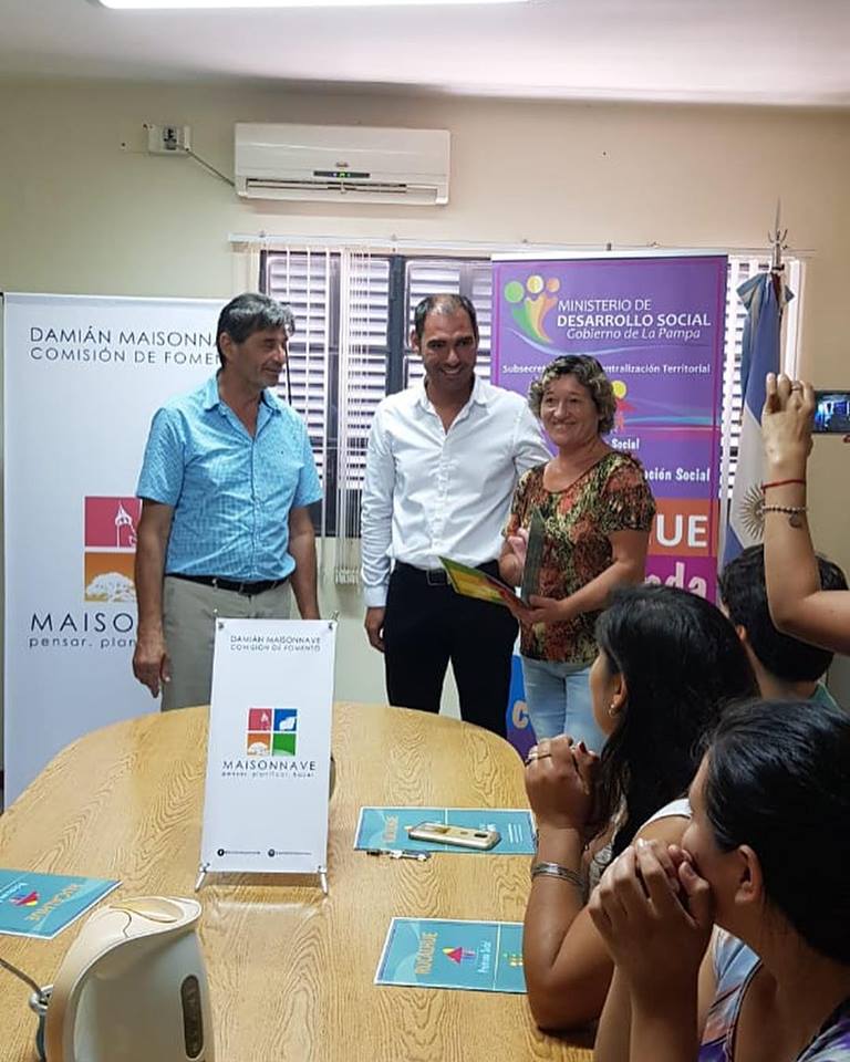 49213048_2181210555276178_2215333020196405248_n