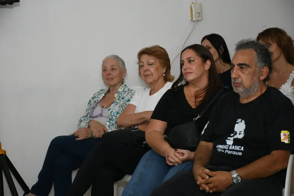 VERA UB MUJERES 1