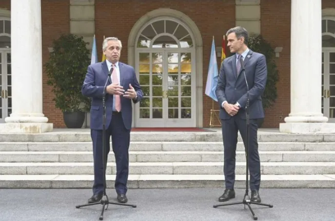 pEDRO sANCHEZ aLBERTO fERNANDEZ