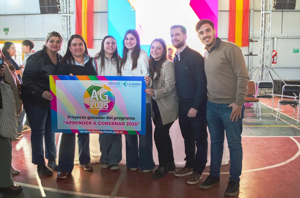 353912_ph-tinchoyanten-9702_copy_1971x13054