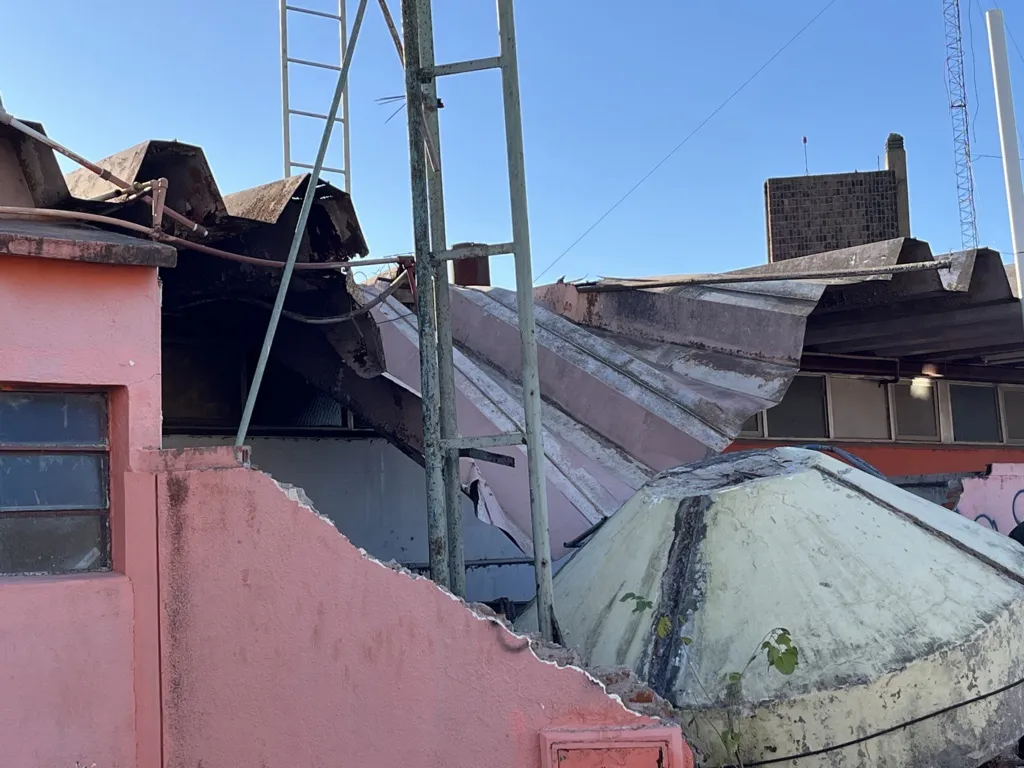 tanque agua terminal 2 (FILEminimizer)