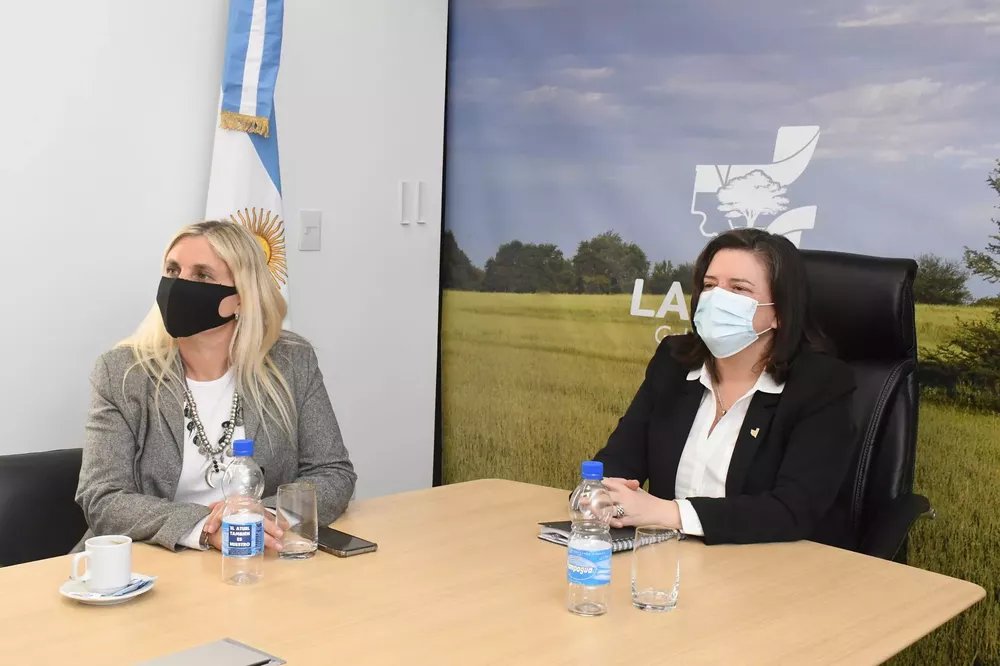 253611_resize-of-gus_3918