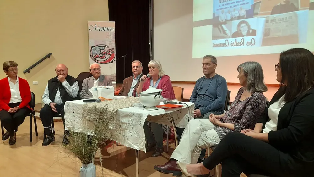 01333c1f-3be4-421a-8f1f-bc1c06a51e32