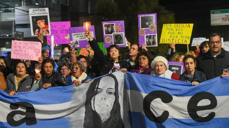 Cecilia marcha