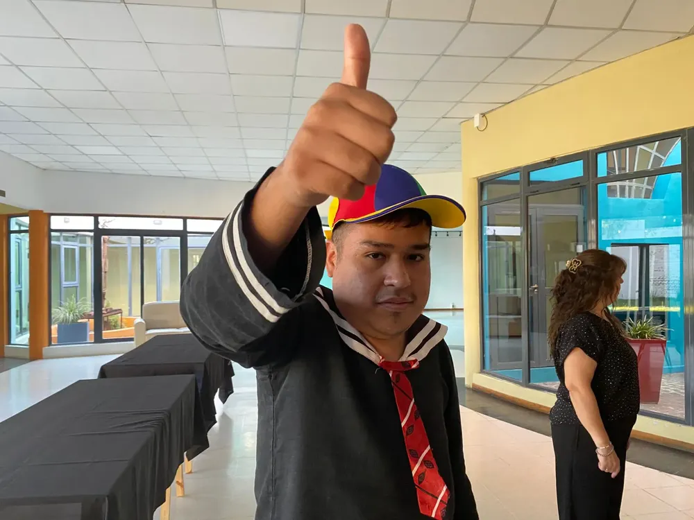 d2377c05-5bd2-4b36-a73f-520d99d5b24f